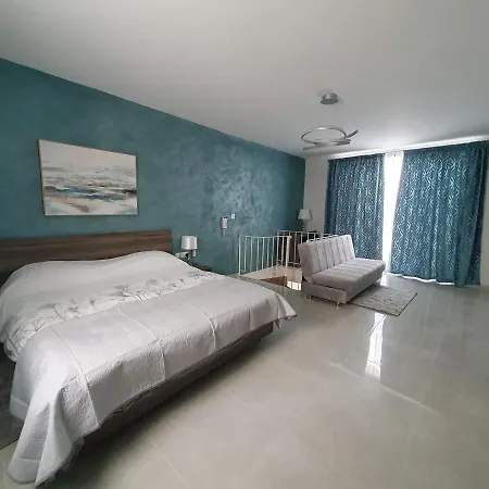 Апартаменты Marbella - Seafront - Wifi