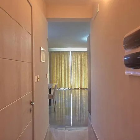 Apartman Marbella - Seafront - Wifi *