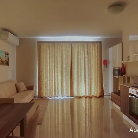 Marbella - Seafront - Wifi * Marsaskala